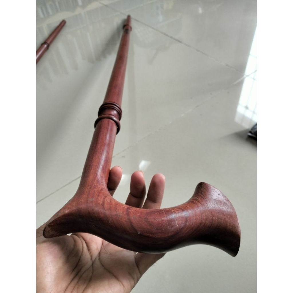 tongkat jalan kayu nagasari