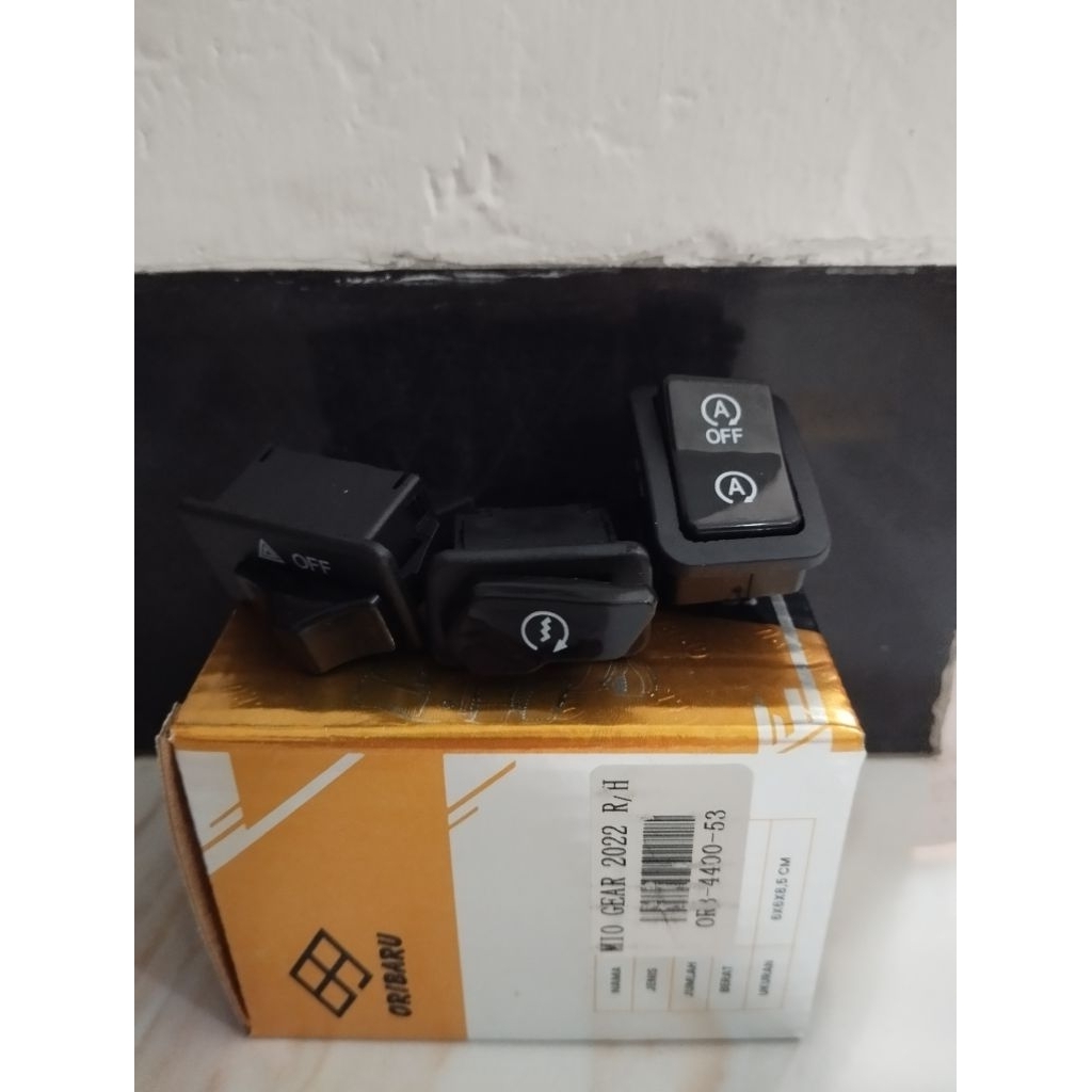 Oribaru - Saklar/Holder Kanan R/H Mio Gear 2022