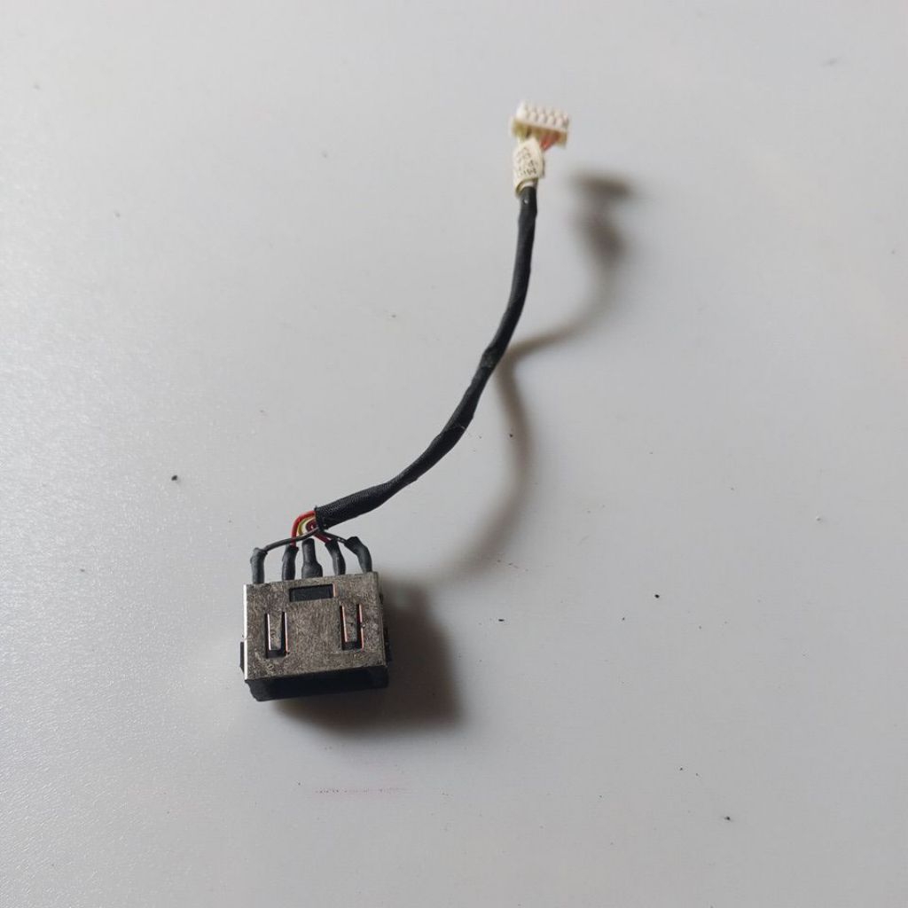 Power Jack Laptop Lenovo Yoga 300