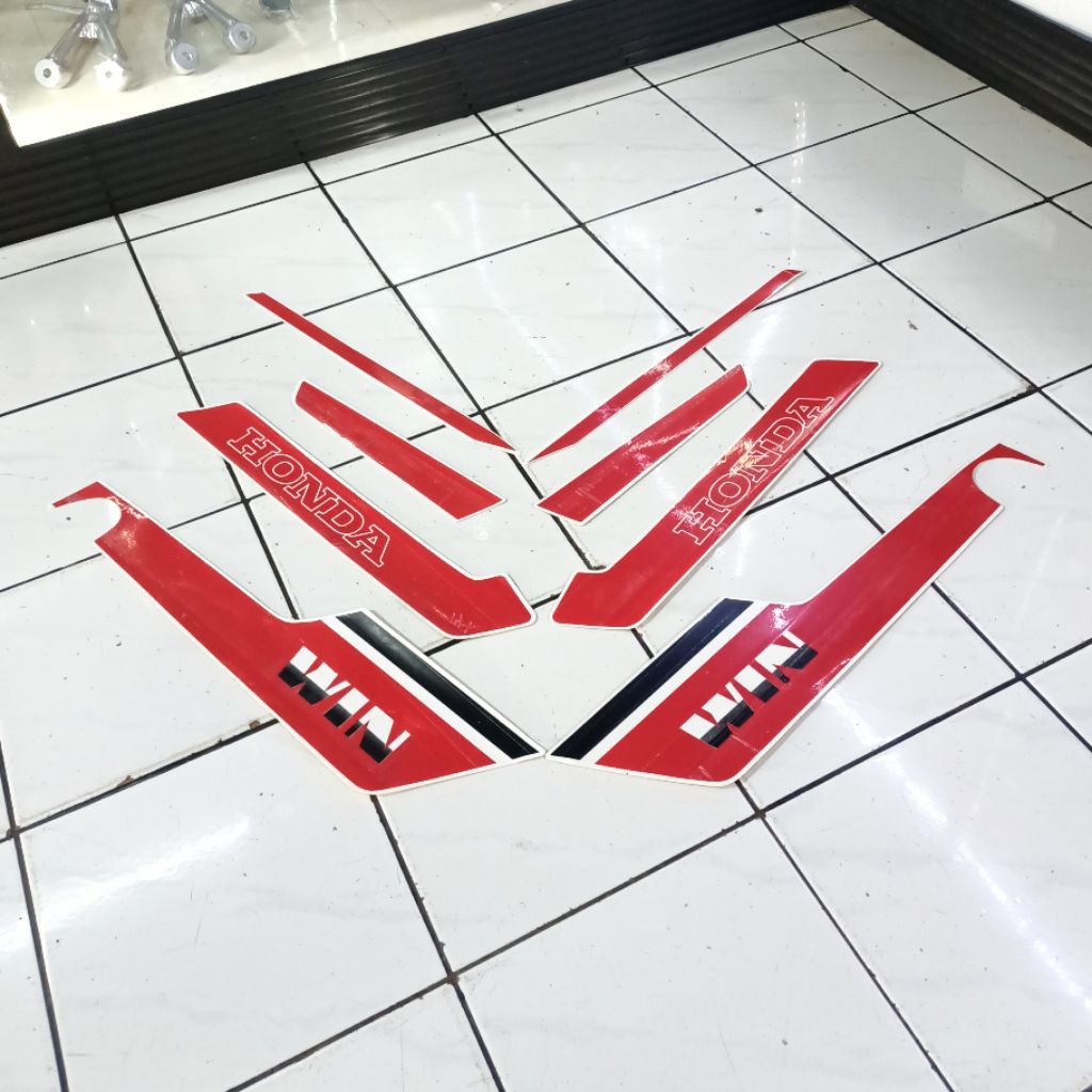 Striping Honda Win 100 Stiker Honda Win 100