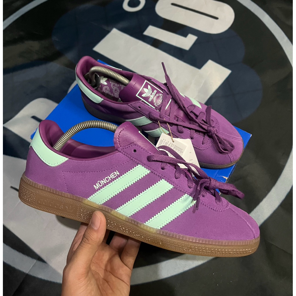 Munchen Purple (40 2/3 & 42)