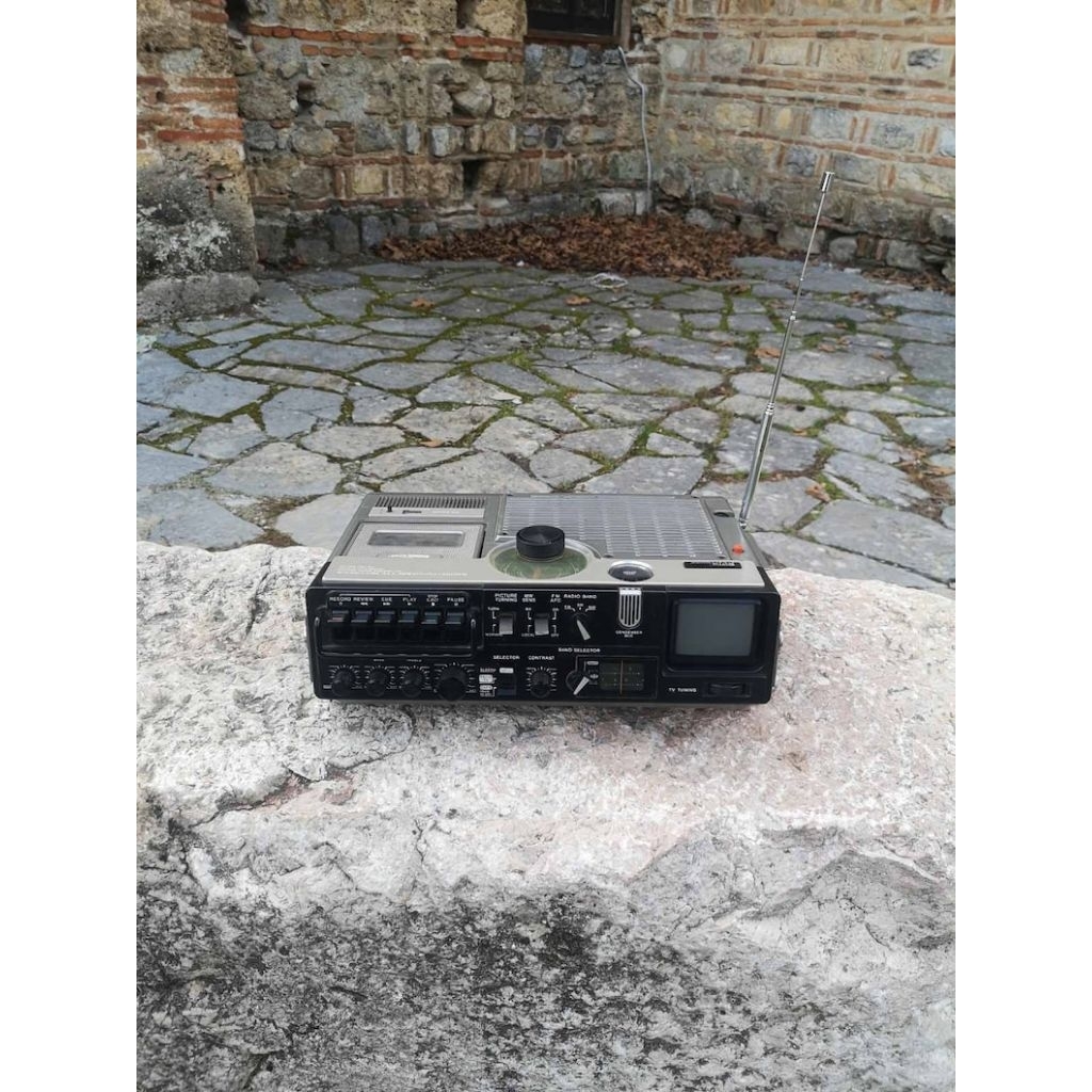 radio antik semi militer jvc 3060cq
