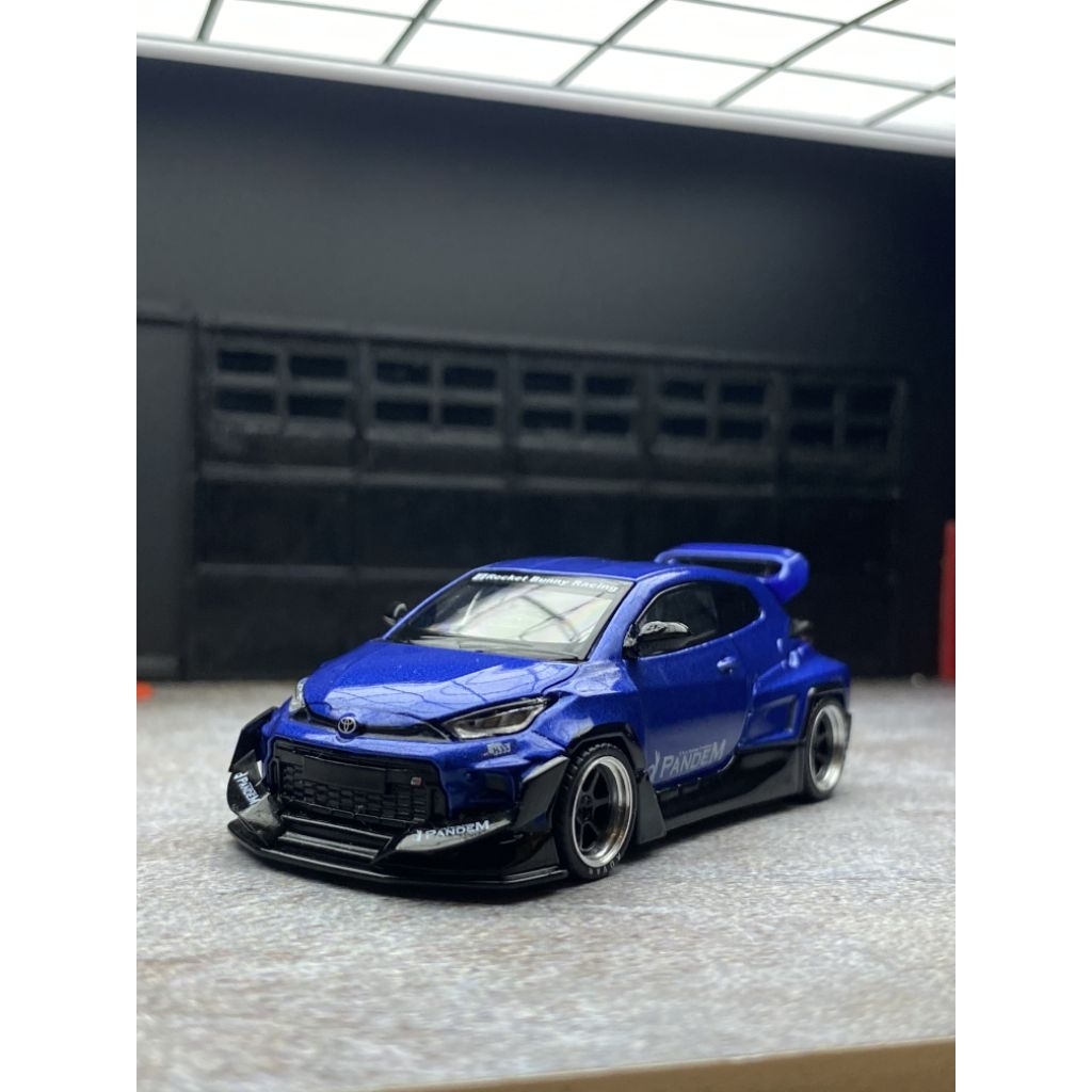 POP RACE GR Yaris