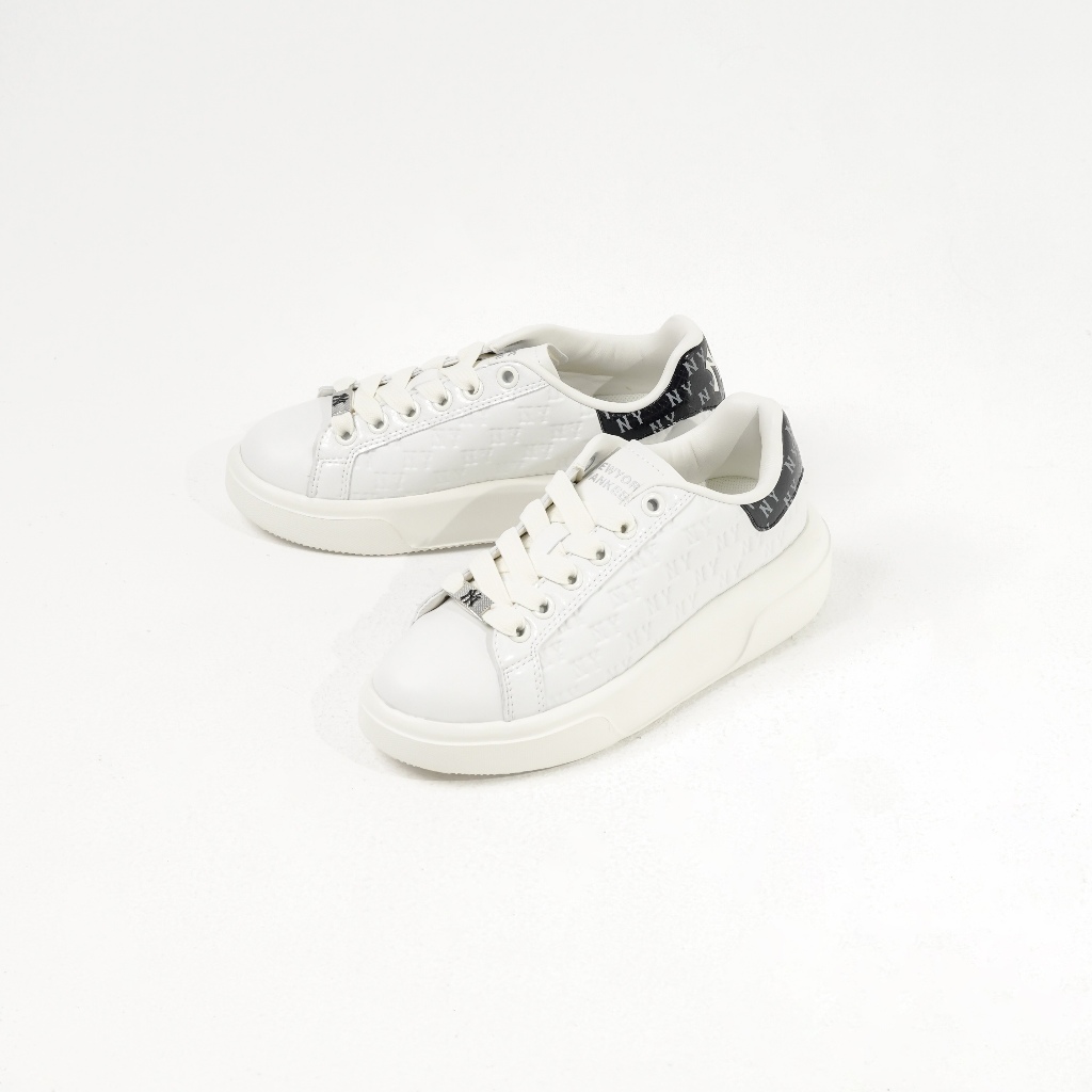 Sepatu MLB NY CHUNKY MONOGRAM EMBOSSED BLACK WHITE SNEAKER 100% ORIGINAL