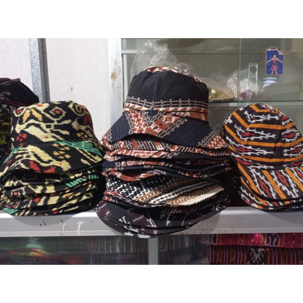 ready topi tenun asli ntt motif sabu minat chat