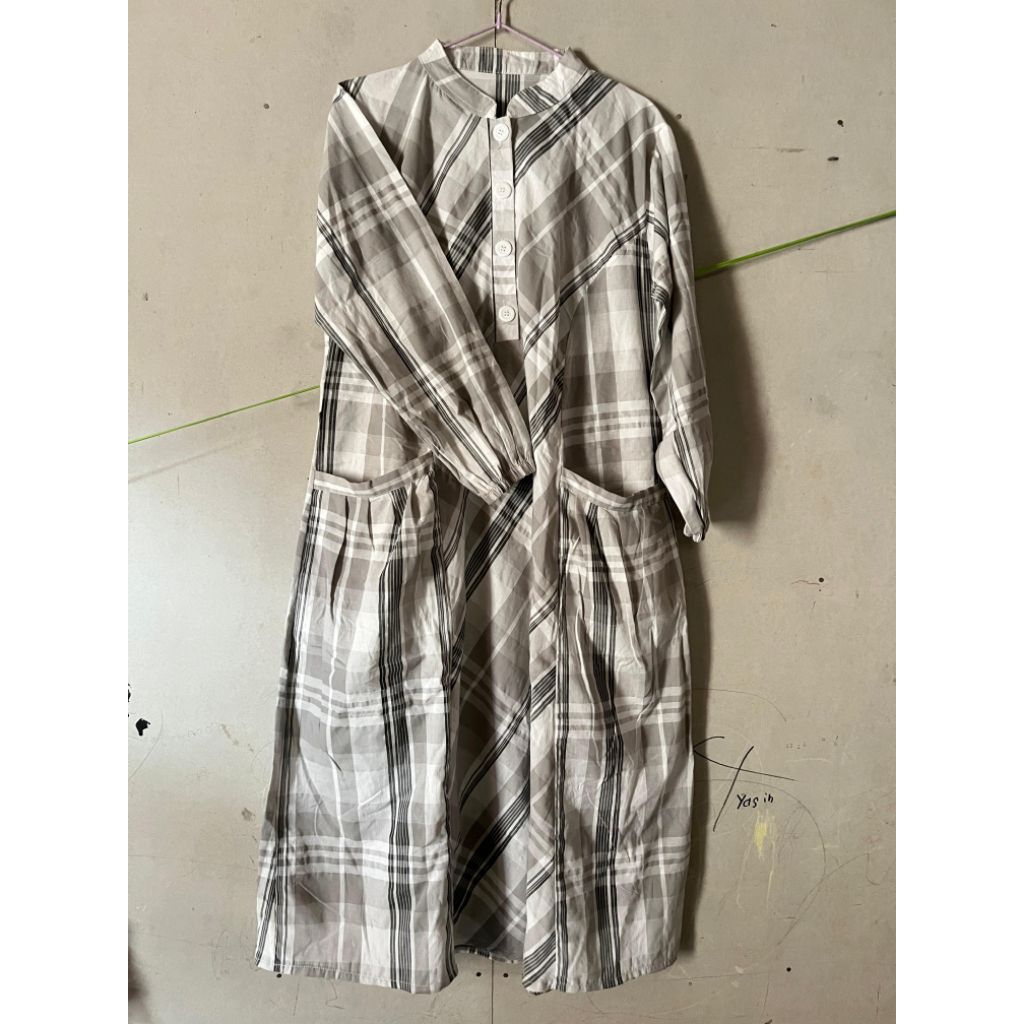preloved tunik hem kotak-kotak wanita
