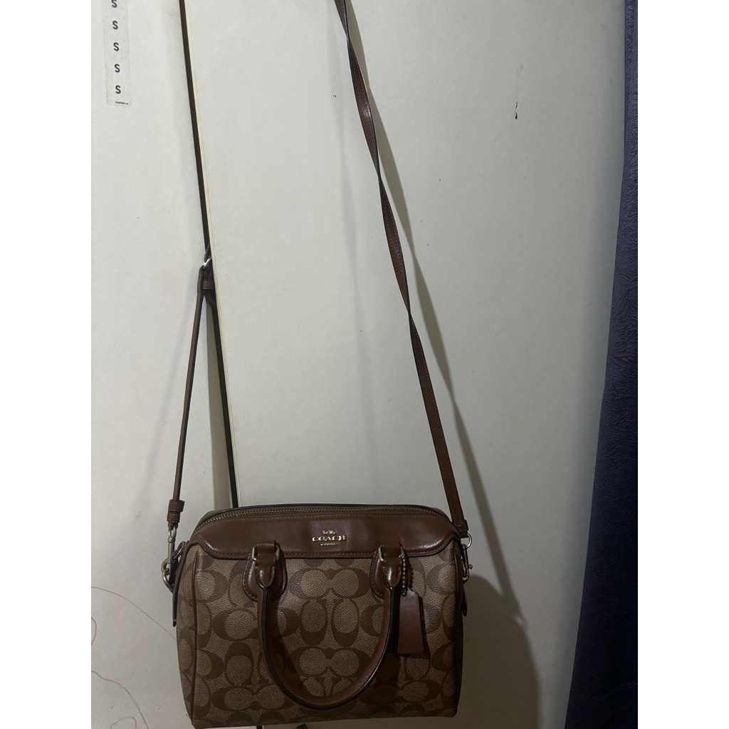 Preloved Tas Coach Bennet