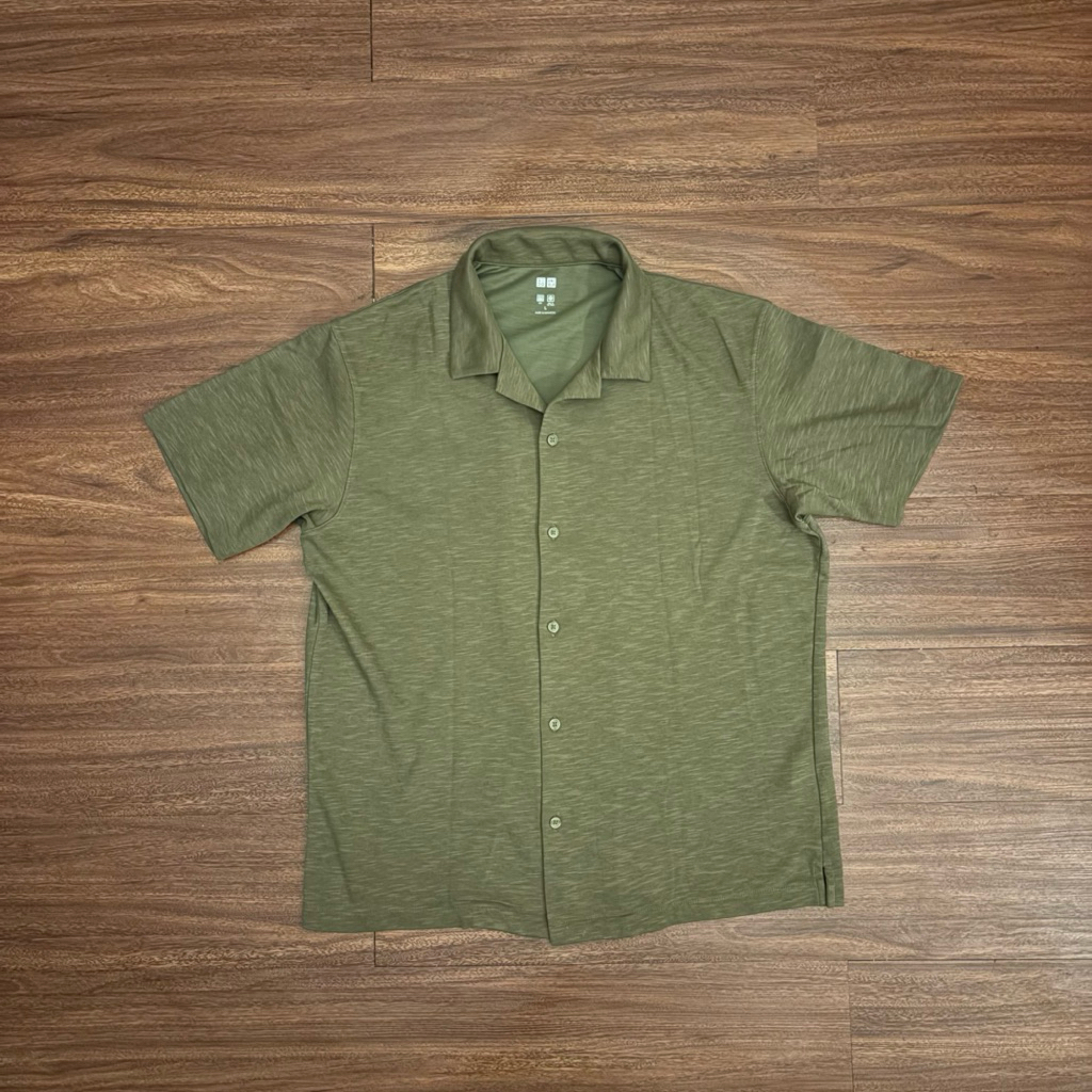 Uniqlo Airism Casual Shirt Army Green Second Preloved