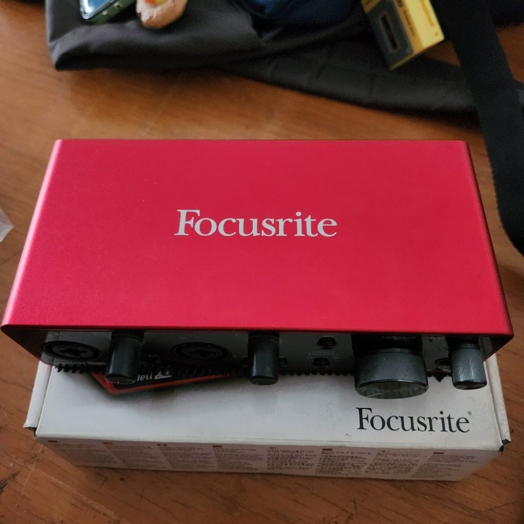 soundcard Focusrite 2i2 gen 3 (Bekas)