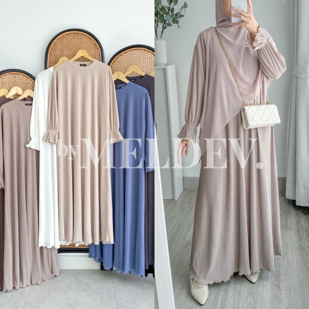 Dress pleats by meldev