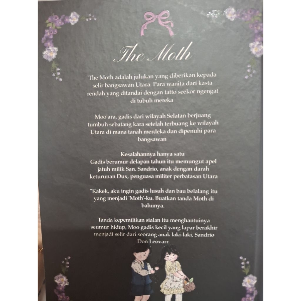 Preloved novel the moth