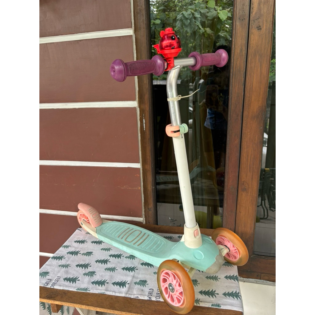 Scooter otoped Decathlon Roda 3 Preloved