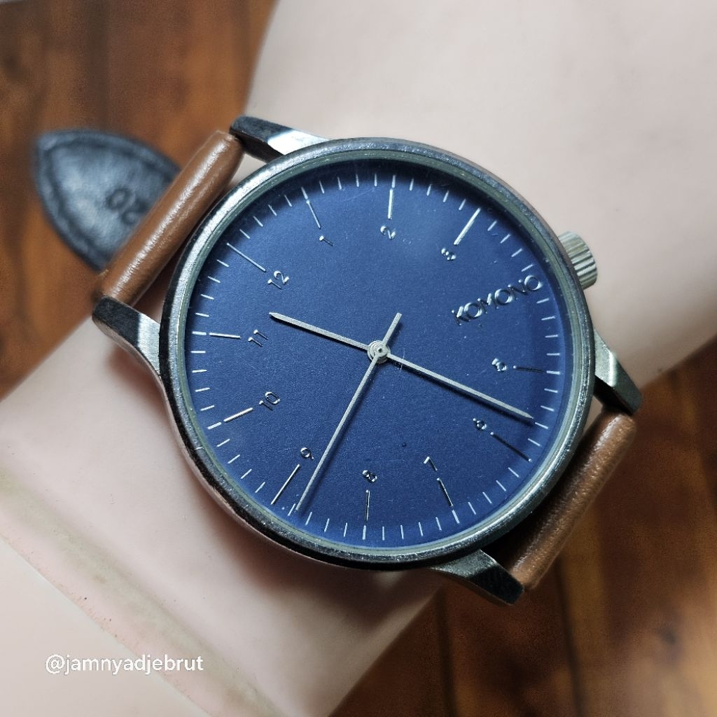 Jam Komono The Winston Grey Blue Bekas