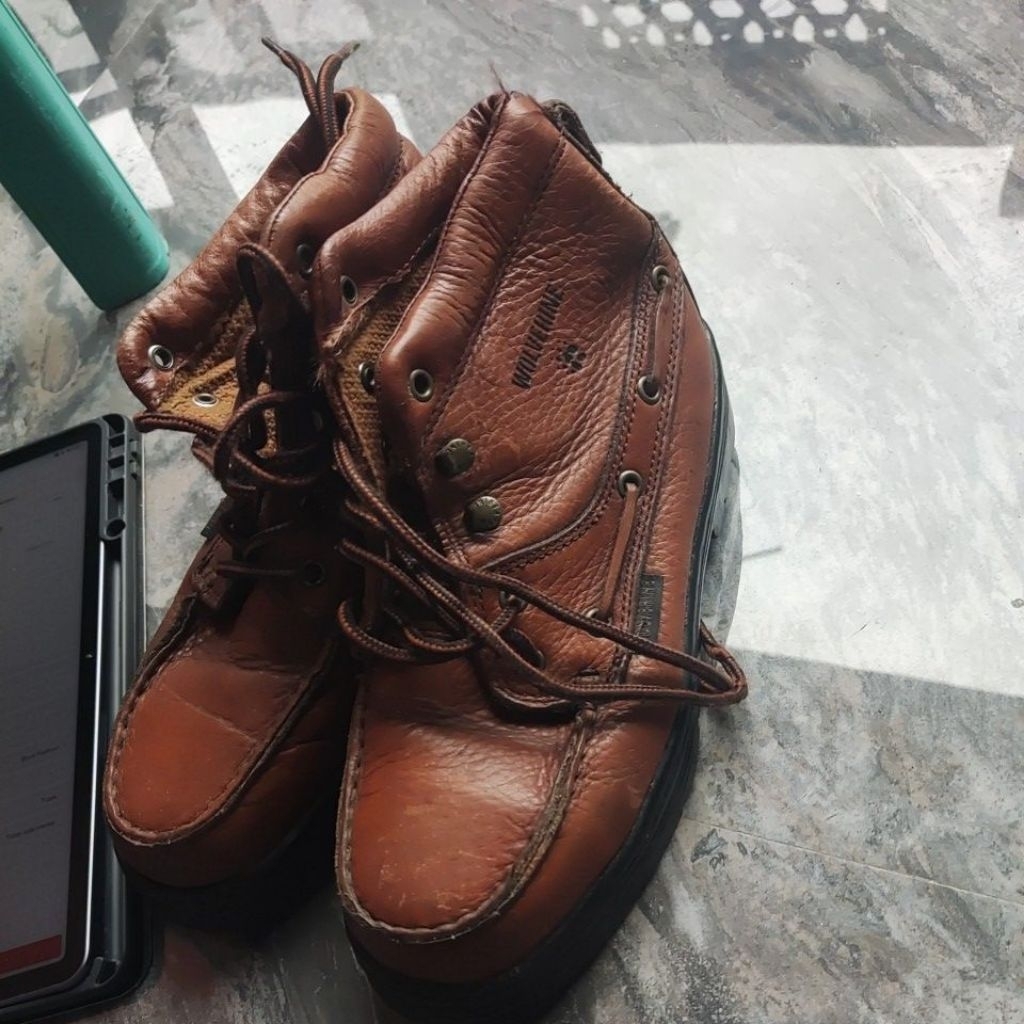 sepatu boots Wolverine zise 37 insole 235