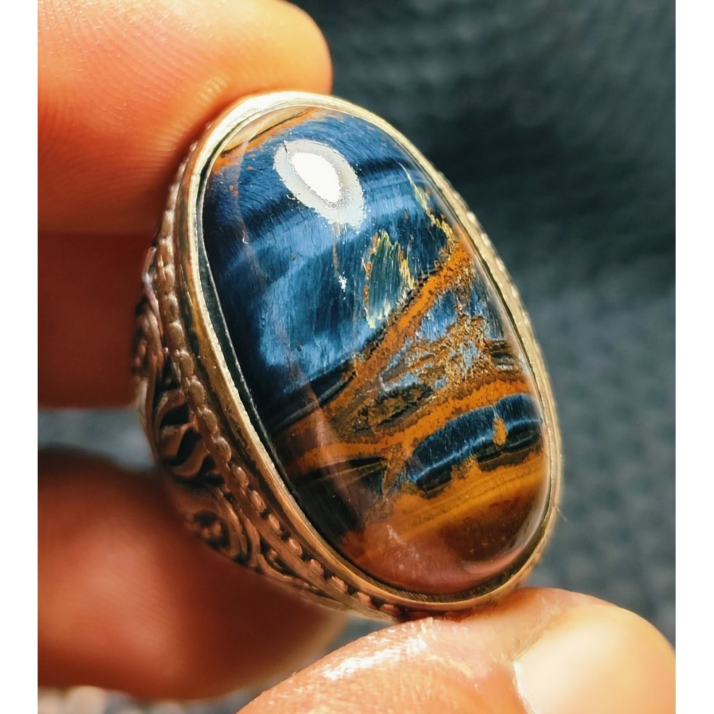 Natural Pietersite  / Bulu Macan Namibia