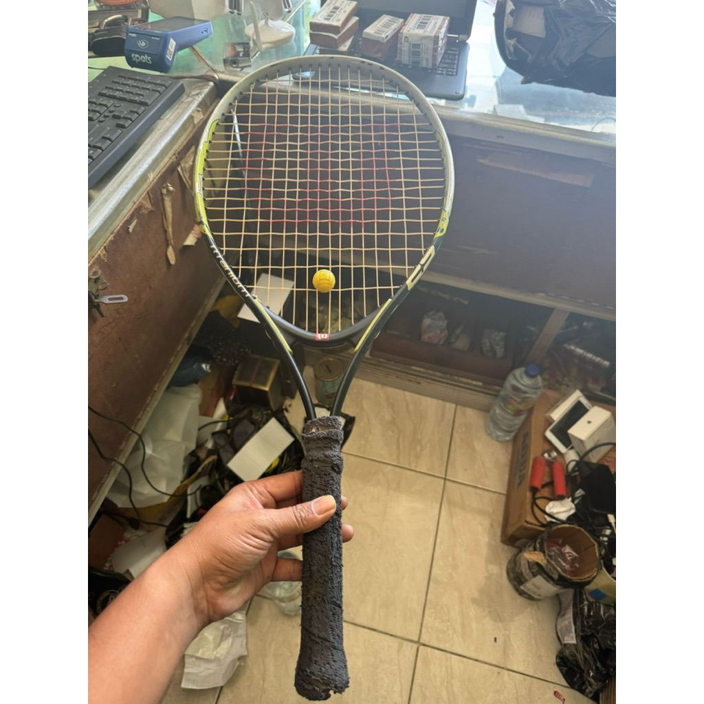 RAKET TENIS WILSON TITANIUM US OPEN S2