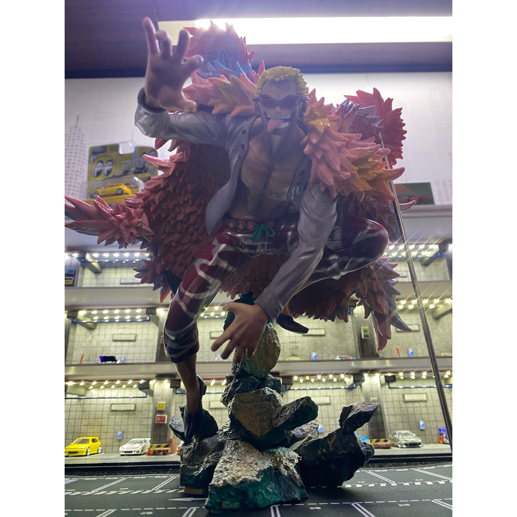 action figure GK Doflamingo one piece