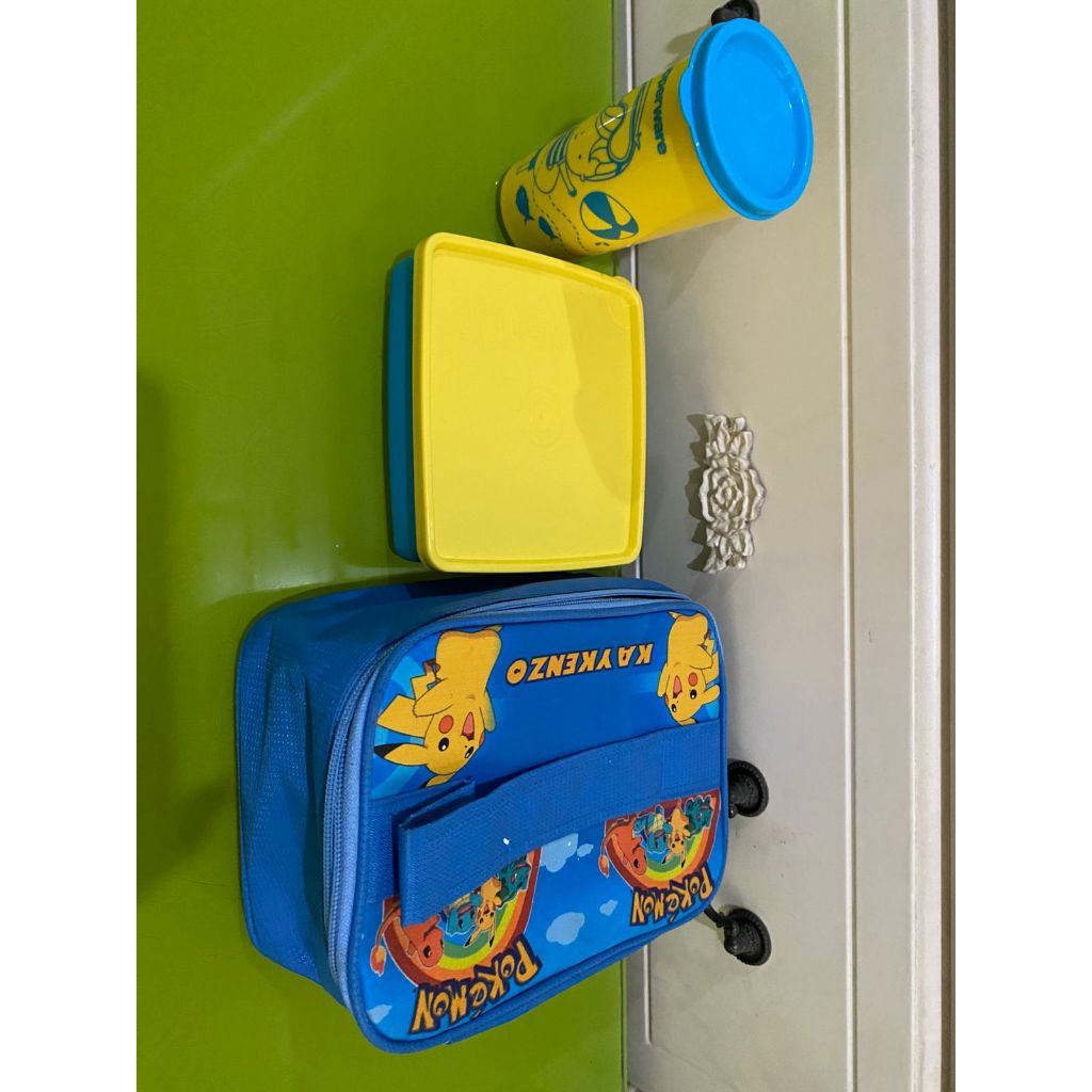 Tupperware bekal makan anak tempat makan dan botol minum tupperware anak preloved