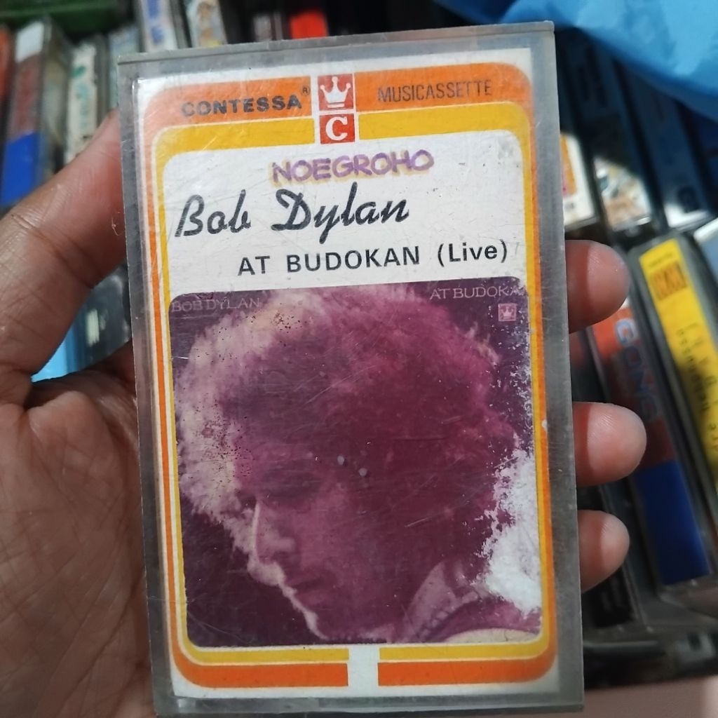 Kaset Pita Bob Dylan At Budokan