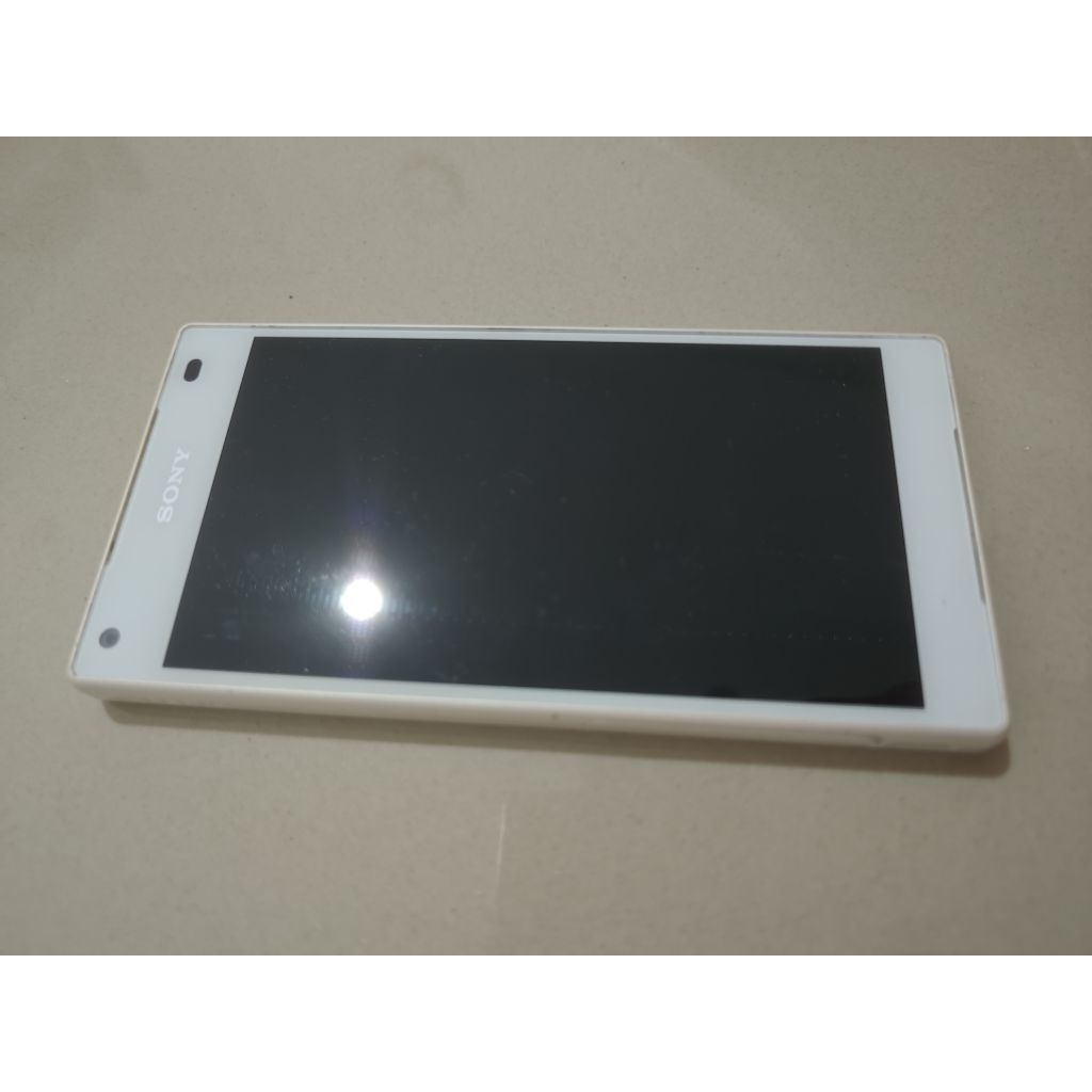 Docomo Sony Xperia Z5 Compact Batangan