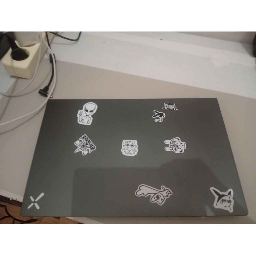 laptop axioo hype 5 amd ryzen 5 5500U ram 16gb ssd 256gb kondisi laptop bekas