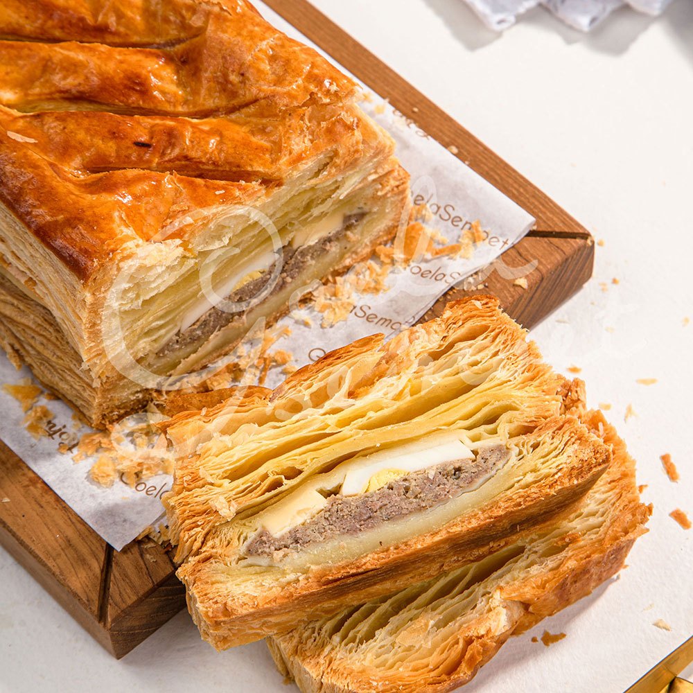 Goela Semoet Picnic Roll Beef Chicken oleh oleh Bandung Picnic Roll Goela Semoet