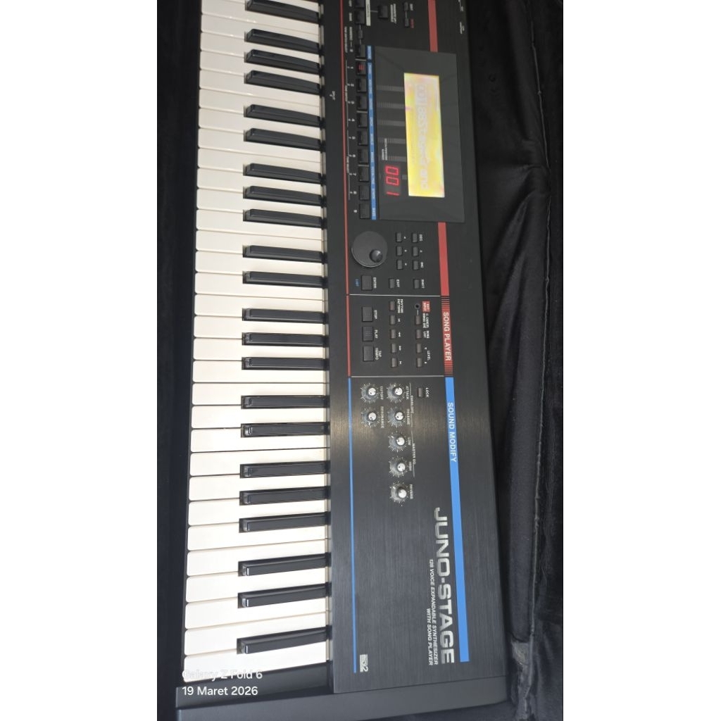 ROLAND JUNO STAGE Keyboard Synthesizer 76 Keys Good Condition Mulus Istimewa
