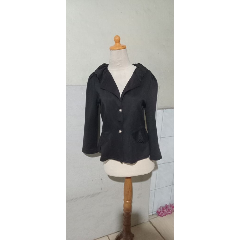 Blazer Jaz Hitam Hiasan Brokat Pakaian Preloved Bekas