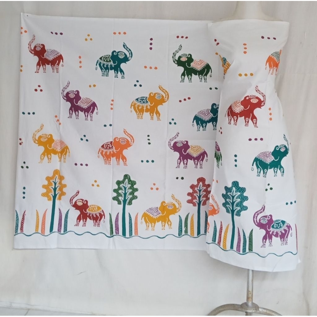 KAIN BATIK TULIS MADURA MOTIF GAJAH PUTIH