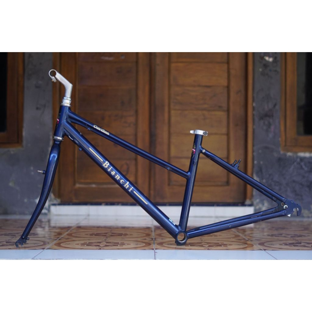 Frame set Bianchi Cortina Alloy Roda 700c Rims Brake