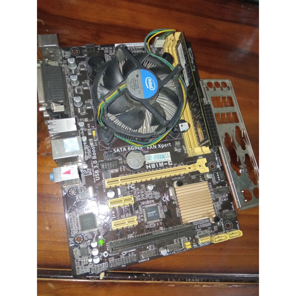 sepaket Asus H81M-C 8gb prosesor G