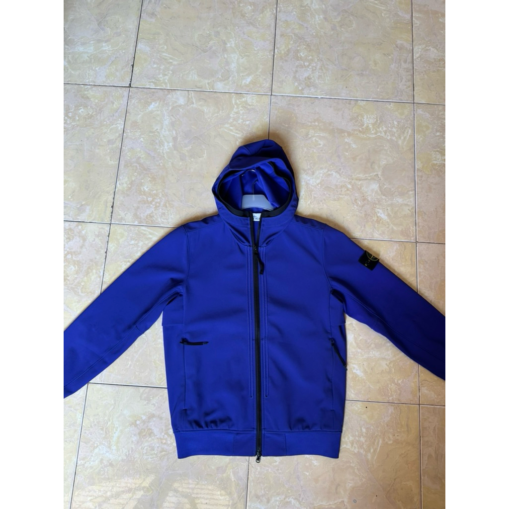 Stone Island Light Soft Shell-R e.dye Technology (Royal Blue)