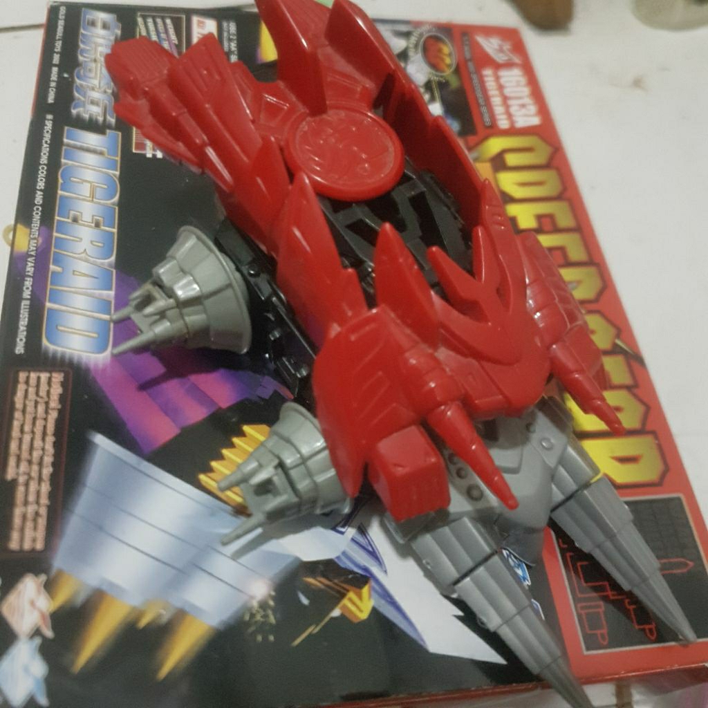 ceush gear tigeraid merah