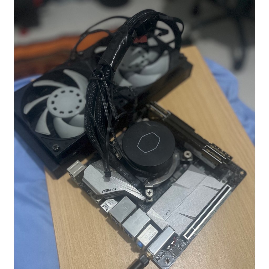 Paket Mini ITX Asrock Z490M + Core i9 10850K + 16GB DDR4