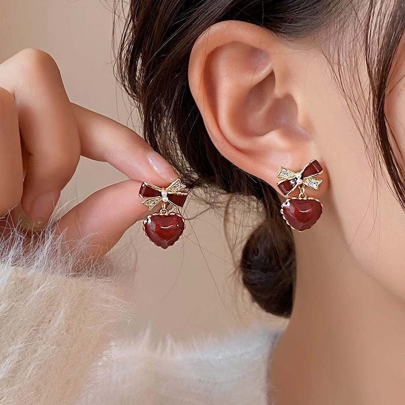 COD Anting Hati Berwarna MerahDesain Mawar Tetes Glaze untuk Gaya Elegan dan Mewah