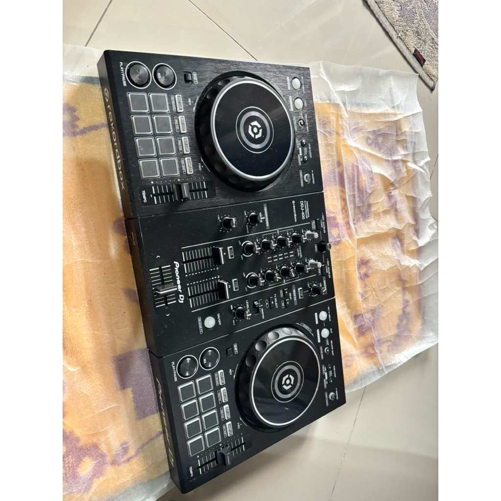 Pioneer DDJ 400