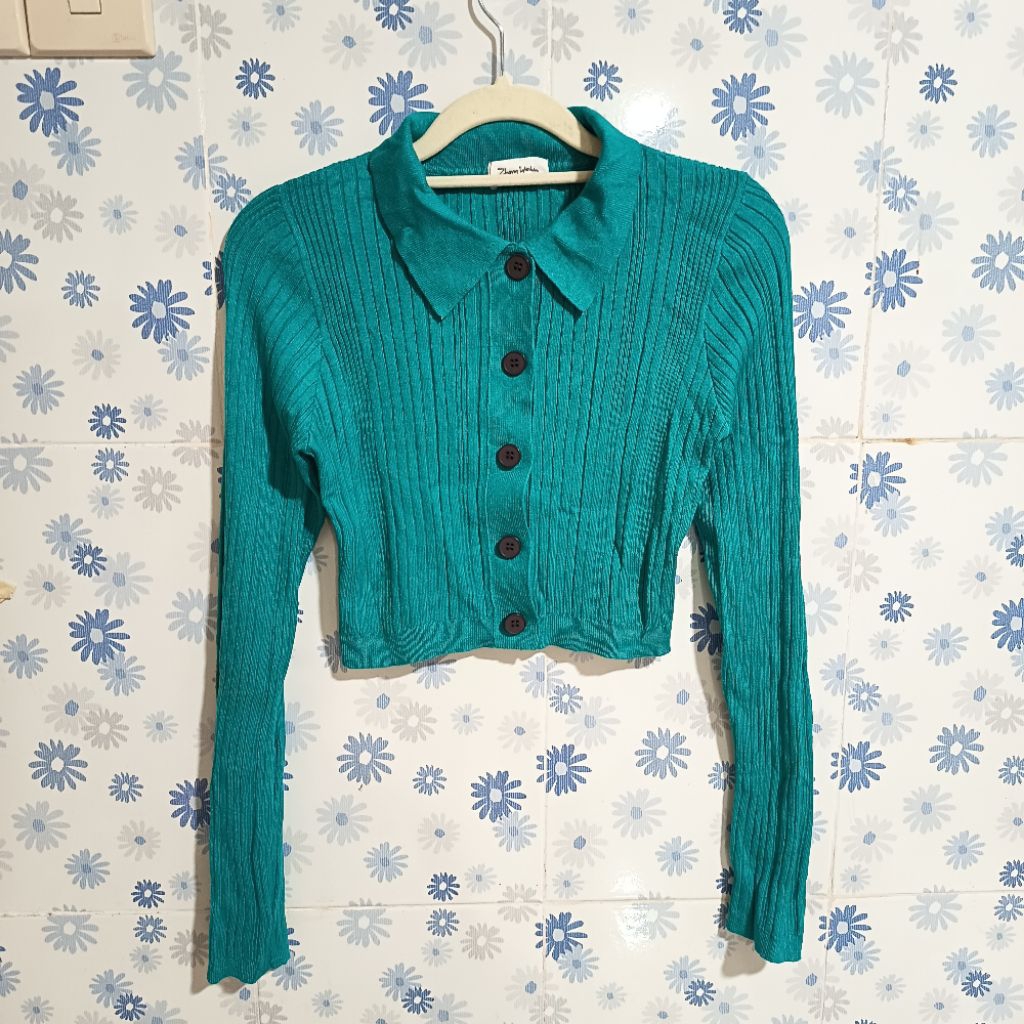 (Harga 45rb) Cardigan Rajut Crop Berkerah Knit Lidi Nt Uniqlo GU