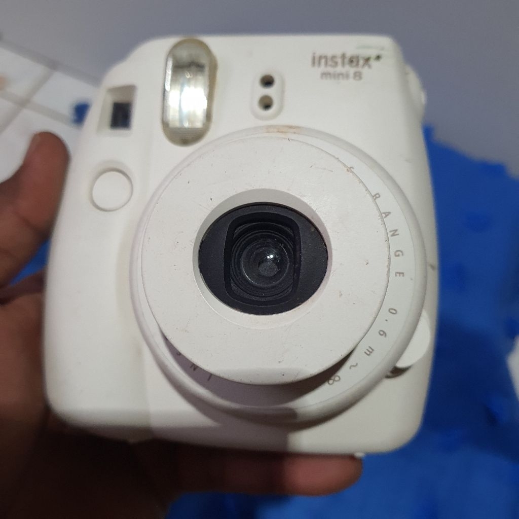 kamera fuji film instax mini 8/ mati/bahan