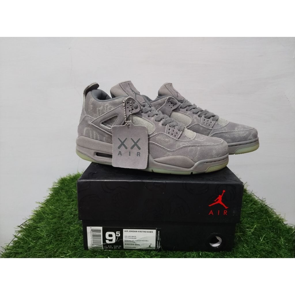 Jordan Retro 4 High Kaws