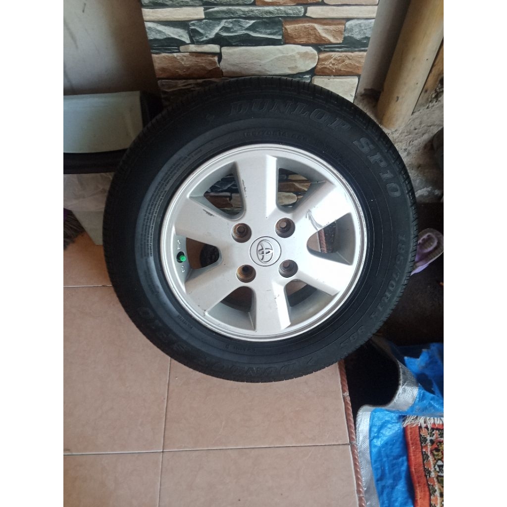 VELG SEREP/VELG CADANGAN ORI AVANZA XENIA.RING 14 KOMPLIT BAN.