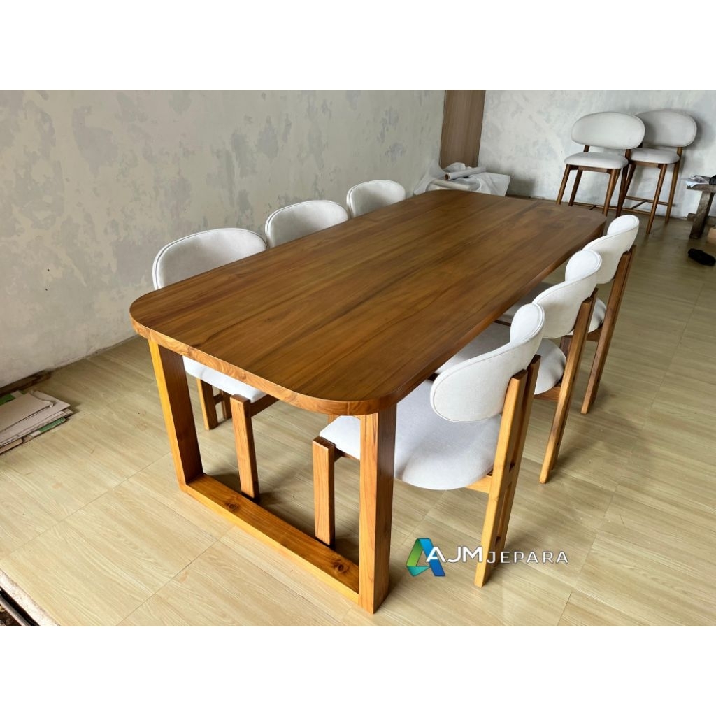 Set meja makan kayu jati model terbaru.meja makan minimalis jati