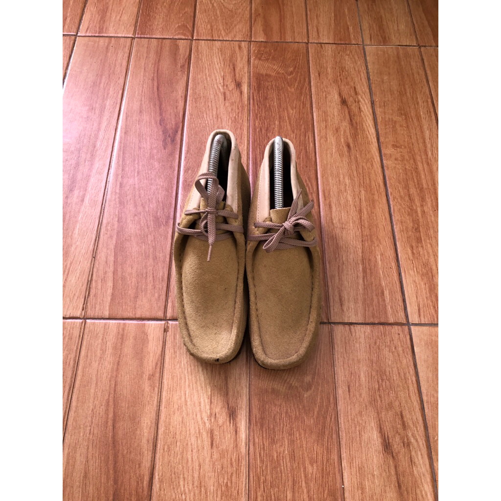 Clarks Wallabee