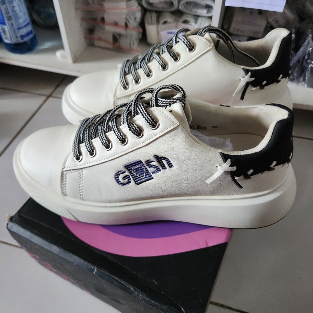 Sepatu Gosh Bolzano 440 Original di pakai baru 2x No.39