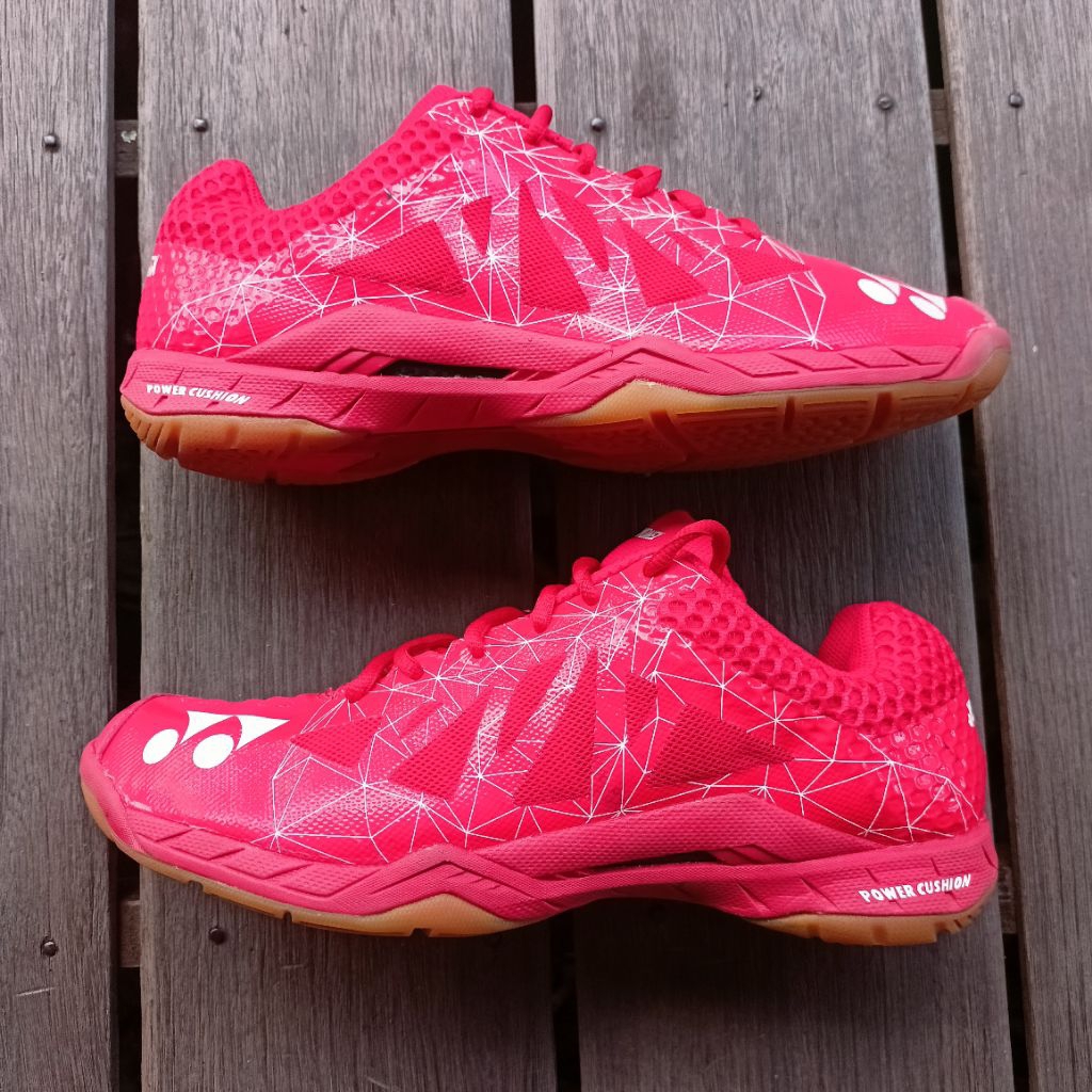 sepatu badminton yonex aeruz 2 (second)