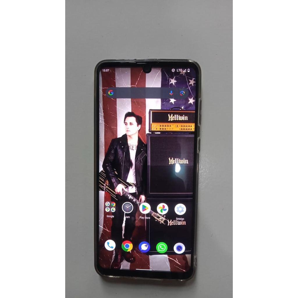 sharp aquos zero 2 minus