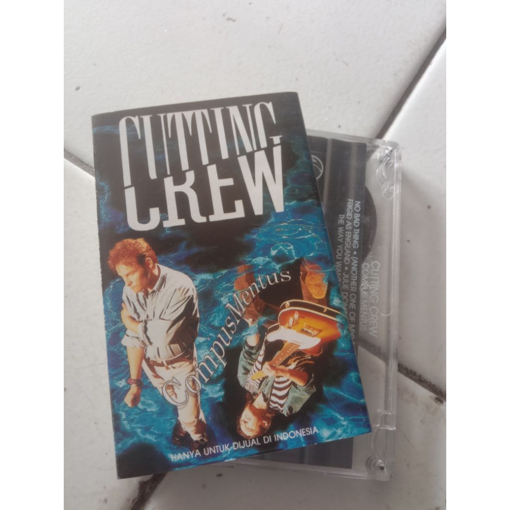 Kaset Pita Cutting Crew