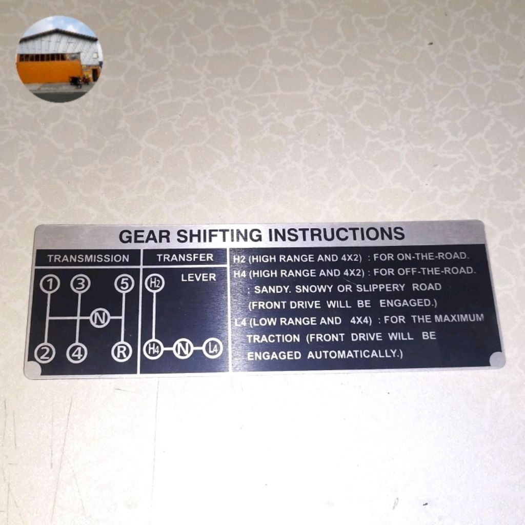 Plat Emblem Gear Shifting Instructions 5 speed Toyota Land Cruiser Hardtop 2F 2B FJ 40 BJ 40
