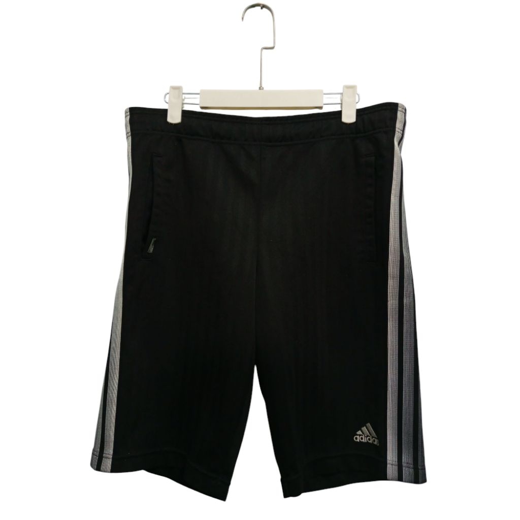 celana pendek kolor adidas hitam sz 32-34