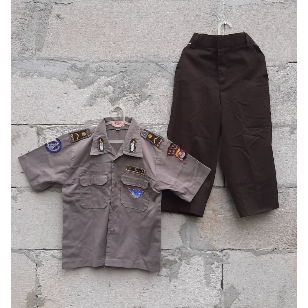PRELOVED BAJU PROFESI ANAK - POLISI