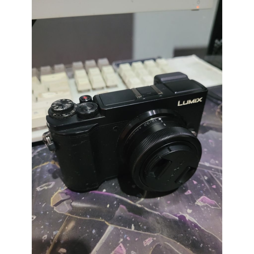 LUMIX GX9 & LENSA KIT